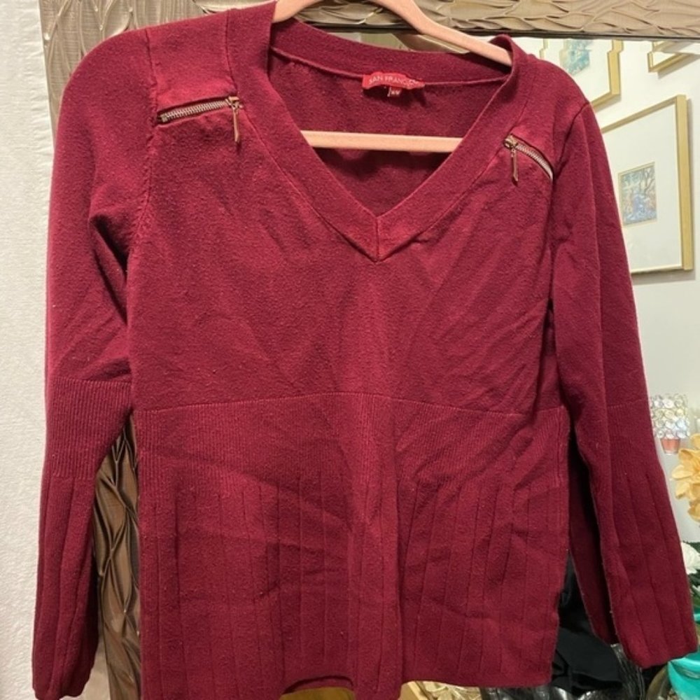 San Francisco Pretty Wine Red Stretch Knit V Neck Sweater With Zipper Accents